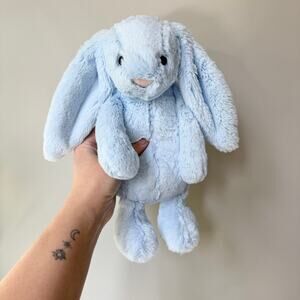 AUTHENTIC Jellycat Bashful Blue Bunny Medium NWT - Fast Shipping!